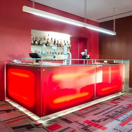 Vip Executive Arts Hotel