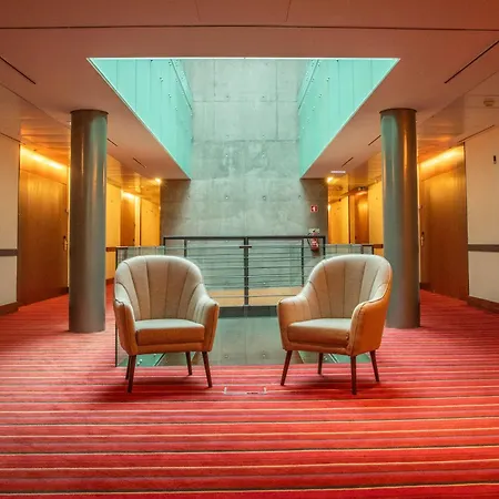 Vip Executive Arts 4*