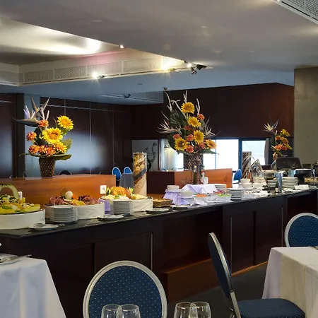 Vip Executive Arts מלון