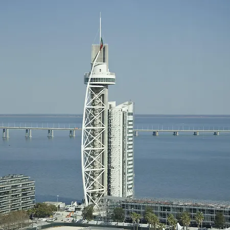 Hotel Vip Executive Arts 4*