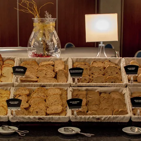 מלון Vip Executive Arts