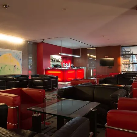 מלון Vip Executive Arts