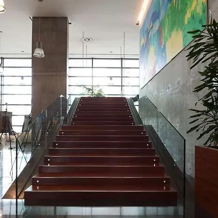 Vip Executive Arts מלון 4*