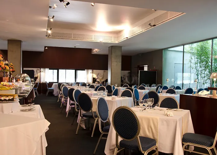 Vip Executive Arts Hotel