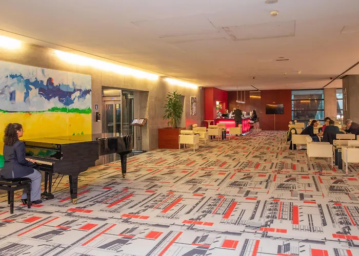 Vip Executive Arts Hotel 4*