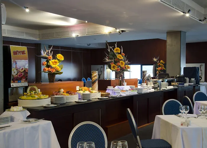 Vip Executive Arts Hotel