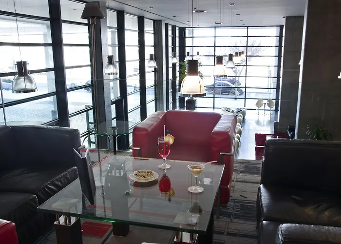 Hotel Vip Executive Arts 4*