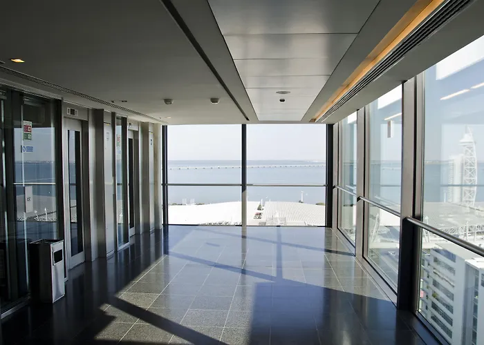 Vip Executive Arts Hotel 4*