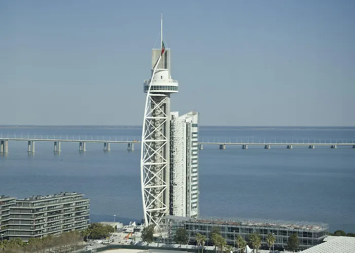 Hotel Vip Executive Arts 4*