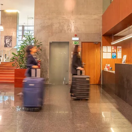 Vip Executive Arts Hotel