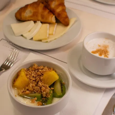 Vip Executive Arts Hotel