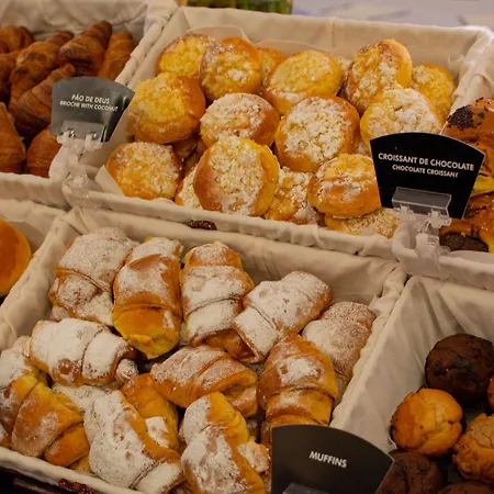 Vip Executive Arts Hotel 4*