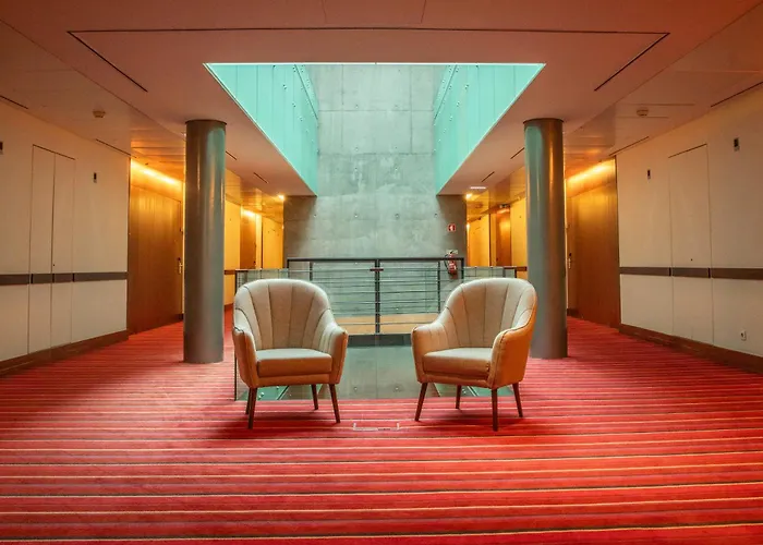 Vip Executive Arts 4*