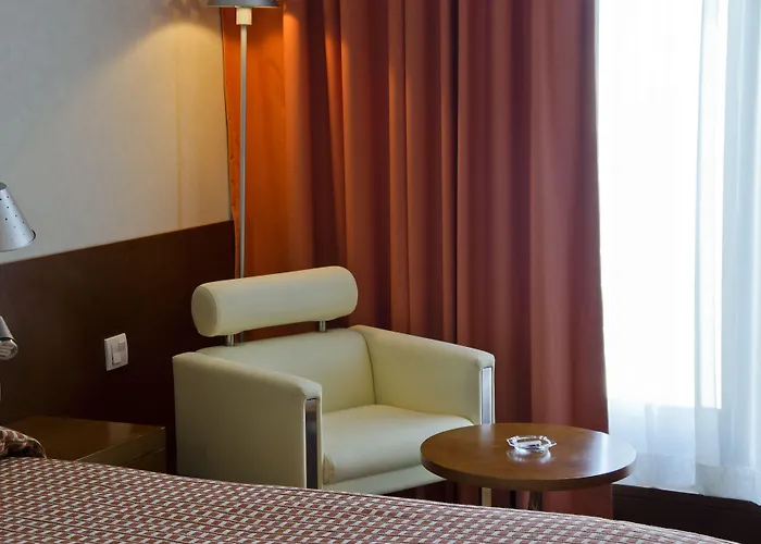 Szálloda Vip Executive Arts