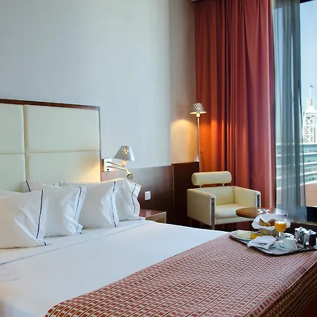 Vip Executive Arts Hotel 4*